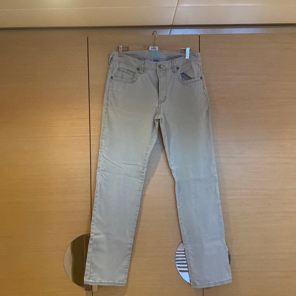 Tommy Bahama Boracay stretch Jean 33x32 Khaki/Sand